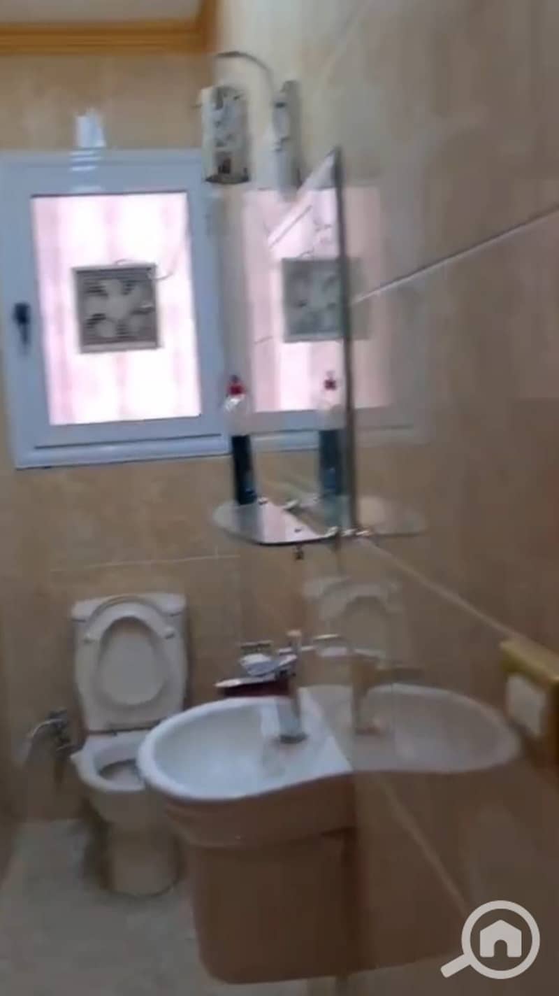 5 1001168332. jpg