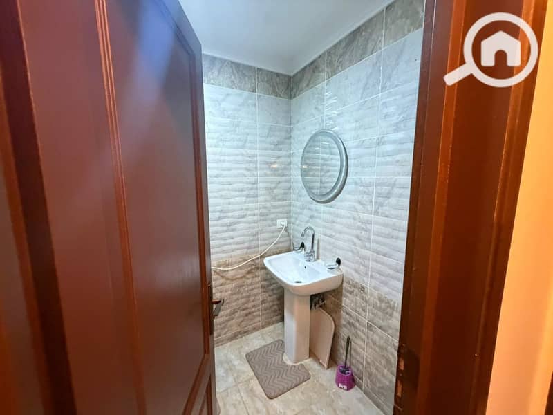 9 a0091fef-afda-4d97-8a6e-fedf3f377ea7. jpg