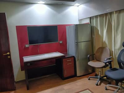 1 Bedroom Room for Rent in 6th of October, Giza - غرفة راقية مفروشة مع بلكونة للإيجار بموقع متميز في الحصري 6 أكتوبر