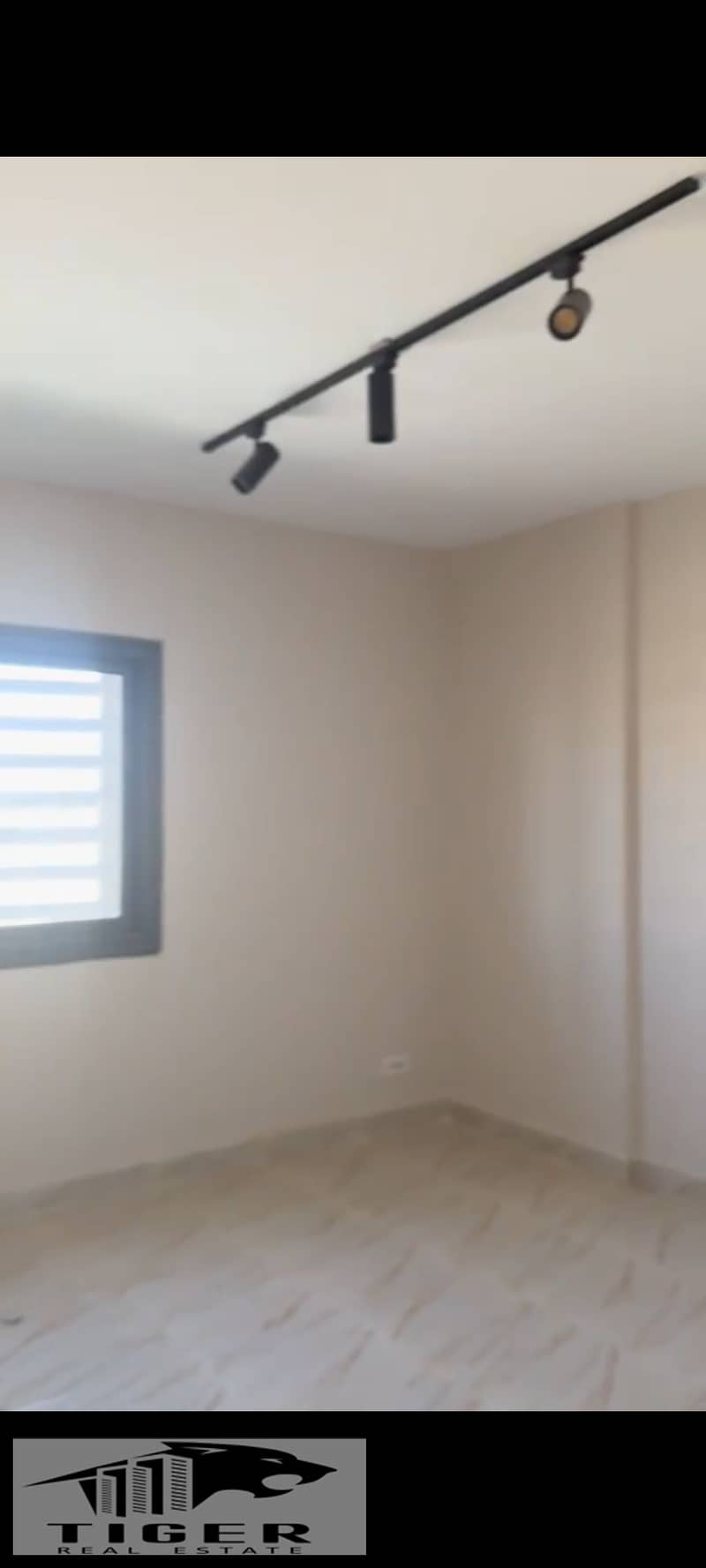 7 1000832961. jpg
