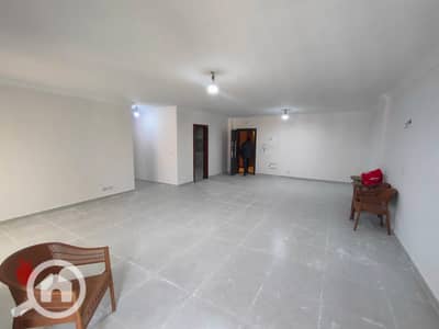 فلیٹ 3 غرف نوم للايجار في محرّم بيك، الإسكندرية - 506ddc9b-e15a-4b9b-a8cc-88c66e647b2e. jpg