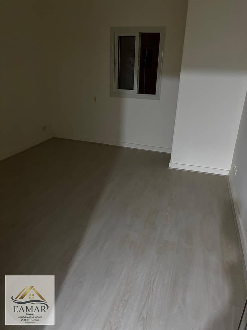 9 920d409a-54fe-4ac5-a249-517f079ef739. jpg