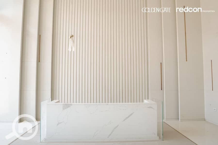 2 a45cf922-9b0f-4847-99ed-34cdba564dff. jpg