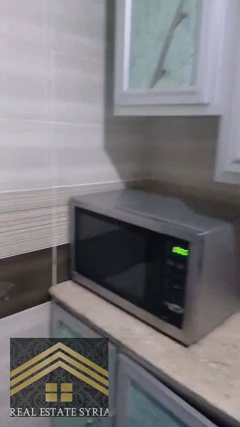 9 1000550145. jpg