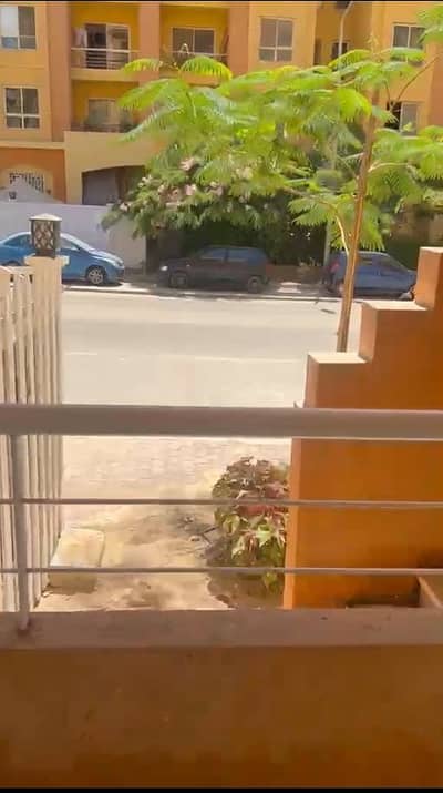 2 Bedroom Flat for Rent in 6th of October, Giza - شقة دور أرضي للايجار الشهري 7500 بدجله بالمز
