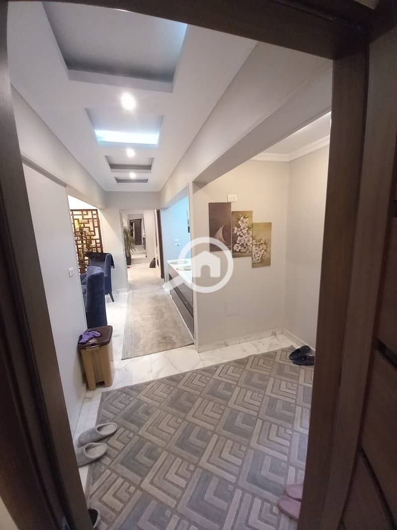 8 43092. jpg