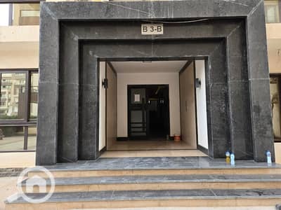 3 Bedroom Flat for Sale in Hadayek October, Giza - WhatsApp Image 2026-09-05 at 11.03. 02 PM. jpeg 3 Bedroom Flat for Sale in Hadayek October, Giza - WhatsApp Image 2026-09-05 at 11.03. 02 PM. jpeg