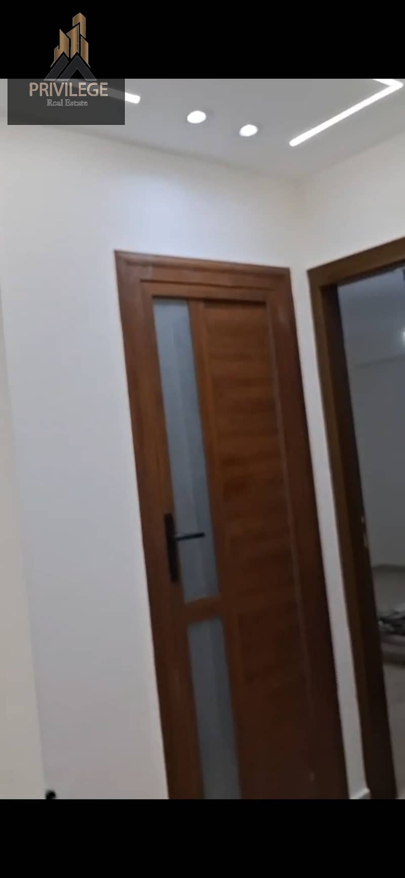 6 1000207815. jpg