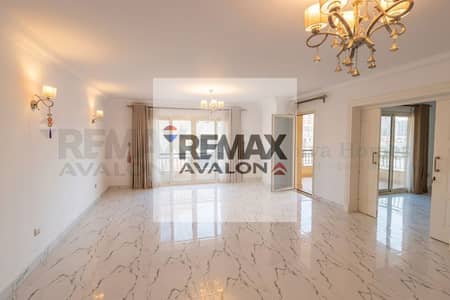 شقة 4 غرف نوم للايجار في سموحة، الإسكندرية - 1. jpg