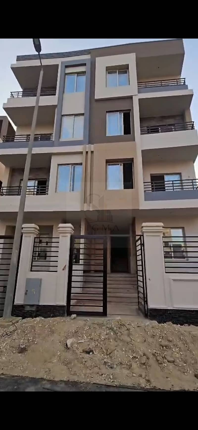 2 1000494777. jpg
