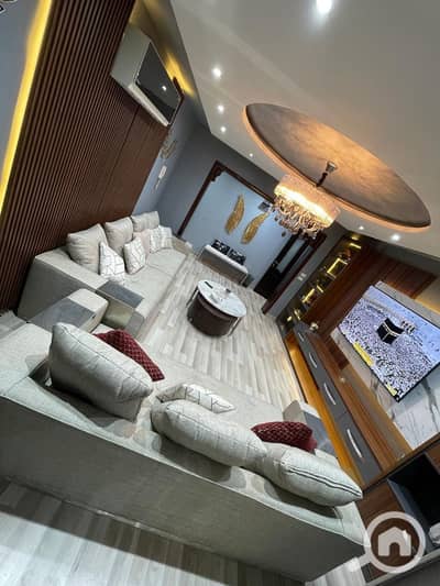 6 Bedroom Flat for Rent in Madinaty, Cairo - 1000185822. jpg