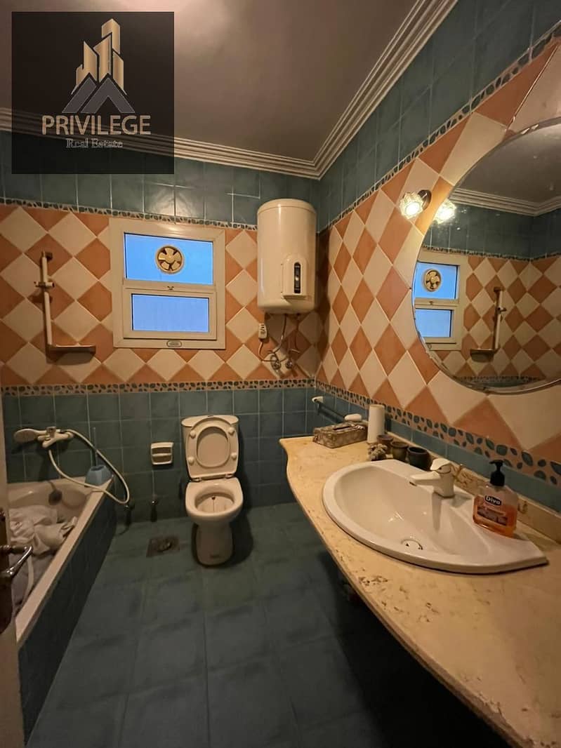 3 1001097595. jpg