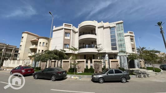 4 Bedroom Flat for Rent in New Cairo, Cairo - 45d20889-d802-42e0-ba7f-0290505404a7. jpg 4 Bedroom Flat for Rent in New Cairo, Cairo - 45d20889-d802-42e0-ba7f-0290505404a7. jpg