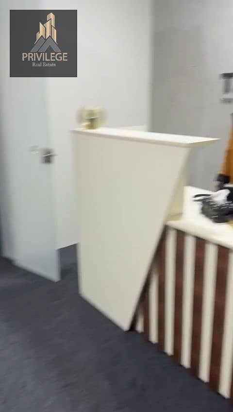 8 1001097525. jpg