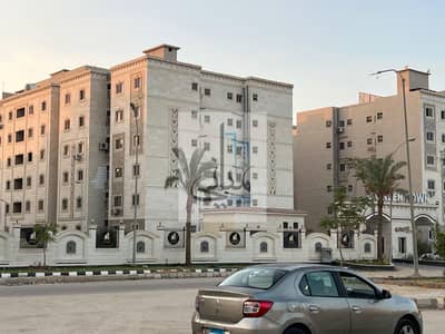 فلیٹ 3 غرف نوم للبيع في حدائق اكتوبر، الجيزة - 038. jpg