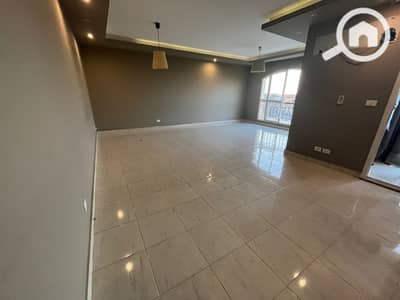3 Bedroom Apartment for Sale in Madinaty, Cairo - b841a0e9-1a44-4579-9ec2-2400d9eaced5. jpeg 3 Bedroom Apartment for Sale in Madinaty, Cairo - b841a0e9-1a44-4579-9ec2-2400d9eaced5. jpeg