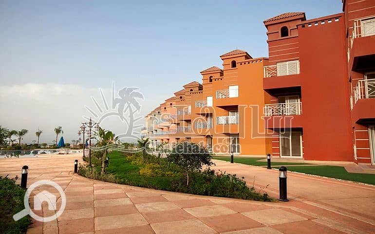 9 شاليه-للبيع-بمرحلة-ووترفرونت-بورتو-العين-السخنة-waterfront-porto-sokhna- (3). jpeg