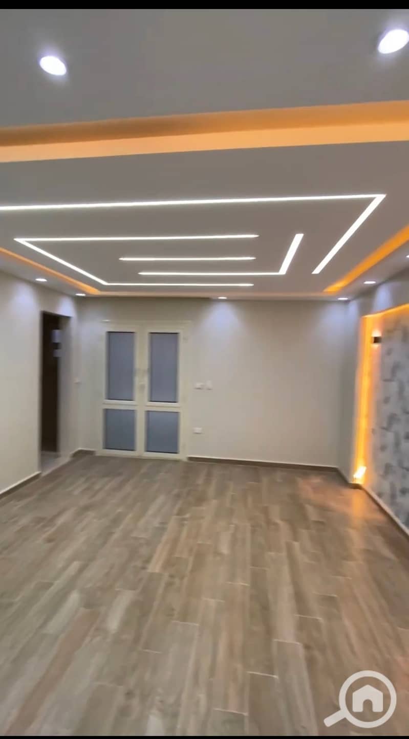 10 1000406450. jpg