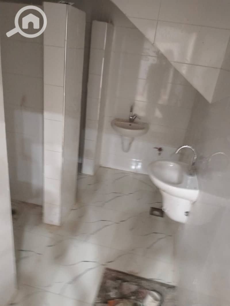 6 1000821068. jpg