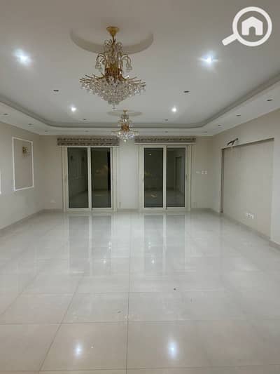 شقة 3 غرف نوم للايجار في القاهرة الجديدة، القاهرة - 769aaa20-0ba2-46cc-bc47-7c5febaece1b. jpg