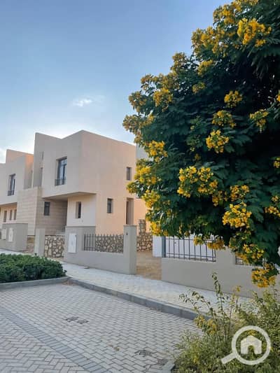 تاون هاوس 3 غرف نوم للبيع في 6 اكتوبر، الجيزة - att. 5pLzGoV8RIy6Y75qmpSyGEINaOGPm7YTAd1Ahf_C8N8. jpg تاون هاوس 3 غرف نوم للبيع في 6 اكتوبر، الجيزة - att. 5pLzGoV8RIy6Y75qmpSyGEINaOGPm7YTAd1Ahf_C8N8. jpg