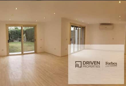 4 Bedroom Townhouse for Sale in 6th of October, Giza - hddvJmzRG1ykmN0JptZFBwgc4hkLWfIDNRQQwhuH. jpg