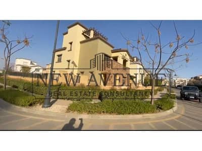 6 Bedroom Villa for Sale in New Cairo, Cairo - WhatsApp Image 2026-09-06 at 9.16. 31 AM (2). jpg