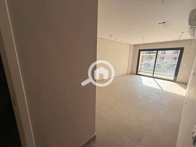 3 Bedroom Flat for Sale in Sheikh Zayed, Giza - 797842269_1073774685008108_5378103491729952855_n (1). jpg 3 Bedroom Flat for Sale in Sheikh Zayed, Giza - 797842269_1073774685008108_5378103491729952855_n (1). jpg
