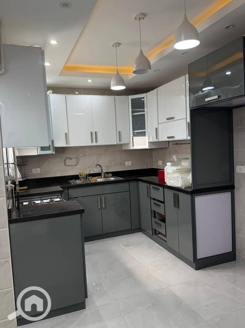4 49aa17d8-3447-49f9-8010-95009b46df98. jpg