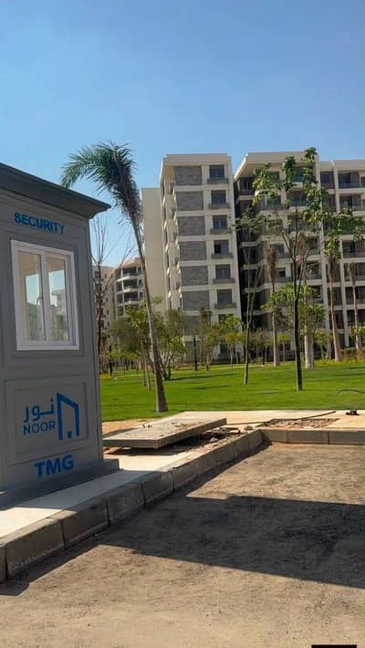 2 Bedroom Flat for Sale in New Capital City, Cairo - شقه تحفه أعلي تمييز - استلام سنه
