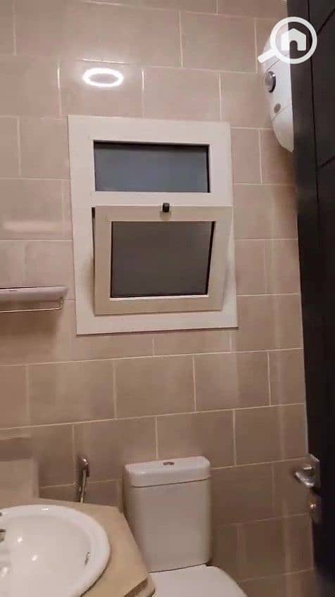 10 6. jpg