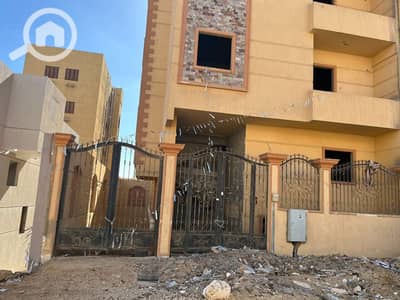 عقار سكني آخر 10+ غرف نوم للبيع في 6 اكتوبر، الجيزة - FB_IMG_1780055502953. jpg