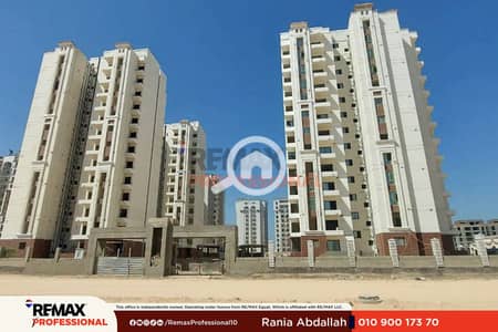 4 Bedroom Flat for Sale in Moharam Bik, Alexandria - 000. png