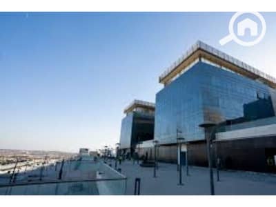 مکتب للبيع في الشيخ زايد، الجيزة - Etapa Square Mall 1. jpg مکتب للبيع في الشيخ زايد، الجيزة - Etapa Square Mall 1. jpg