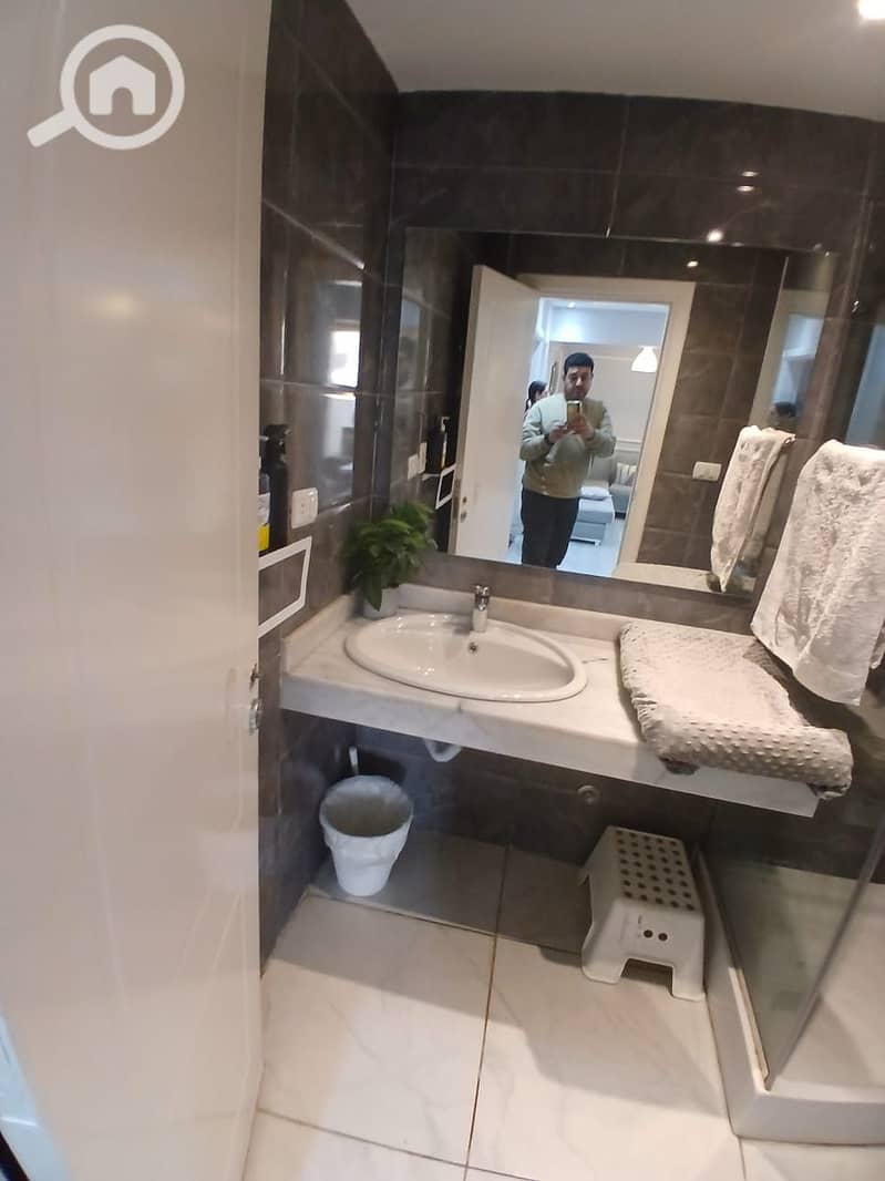 40 1000139253. jpg