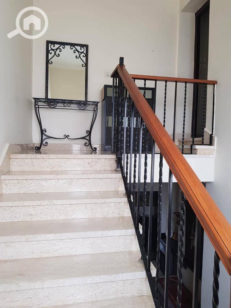 8 793212702_4483596408550652_2113613336777884154_n. jpg