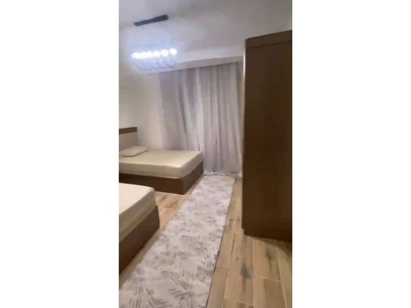7 73847. jpg