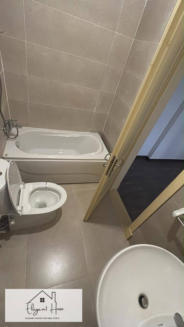 7 465600. jpg