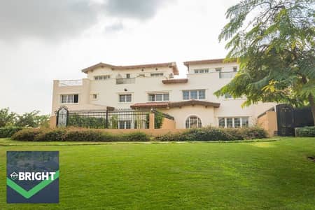 5 Bedroom Villa for Sale in New Cairo, Cairo - 50735938_296628454541862_7884779048797208576_n. jpg