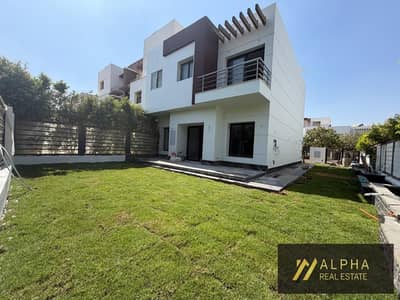 3 Bedroom Townhouse for Rent in New Cairo, Cairo - d767f55c-5622-43ee-9c9e-9e18a7edafb8. jpg