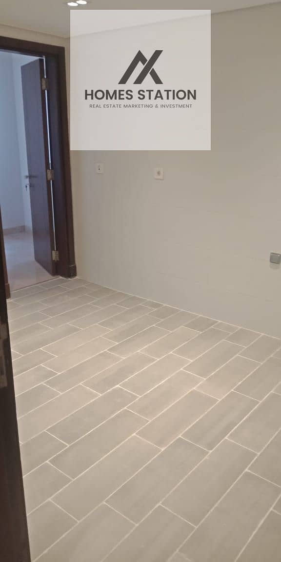 4 bd61a5f0-cee2-40dc-9e6b-5181ff20ec29. jpg