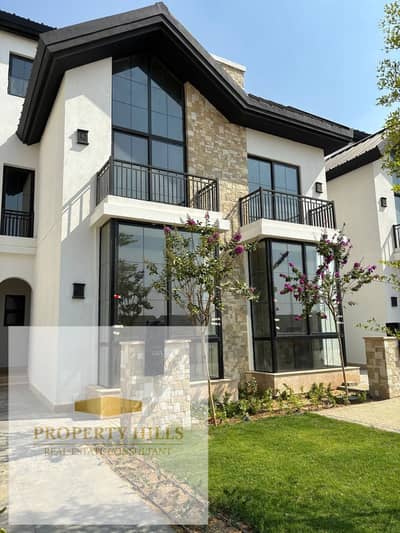 5 Bedroom Villa for Sale in New Cairo, Cairo - 6033020714380019992_121. jpg