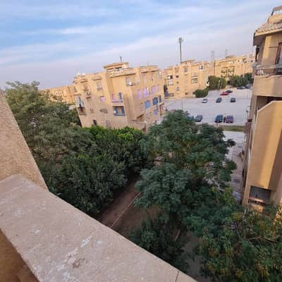 2 Bedroom Flat for Sale in Shorouk City, Cairo - برجاء الوسطاء يمتنعون شقة ٧٠ م من المالك بدون اي توكيلات 2 Bedroom Flat for Sale in Shorouk City, Cairo - برجاء الوسطاء يمتنعون شقة ٧٠ م من المالك بدون اي توكيلات