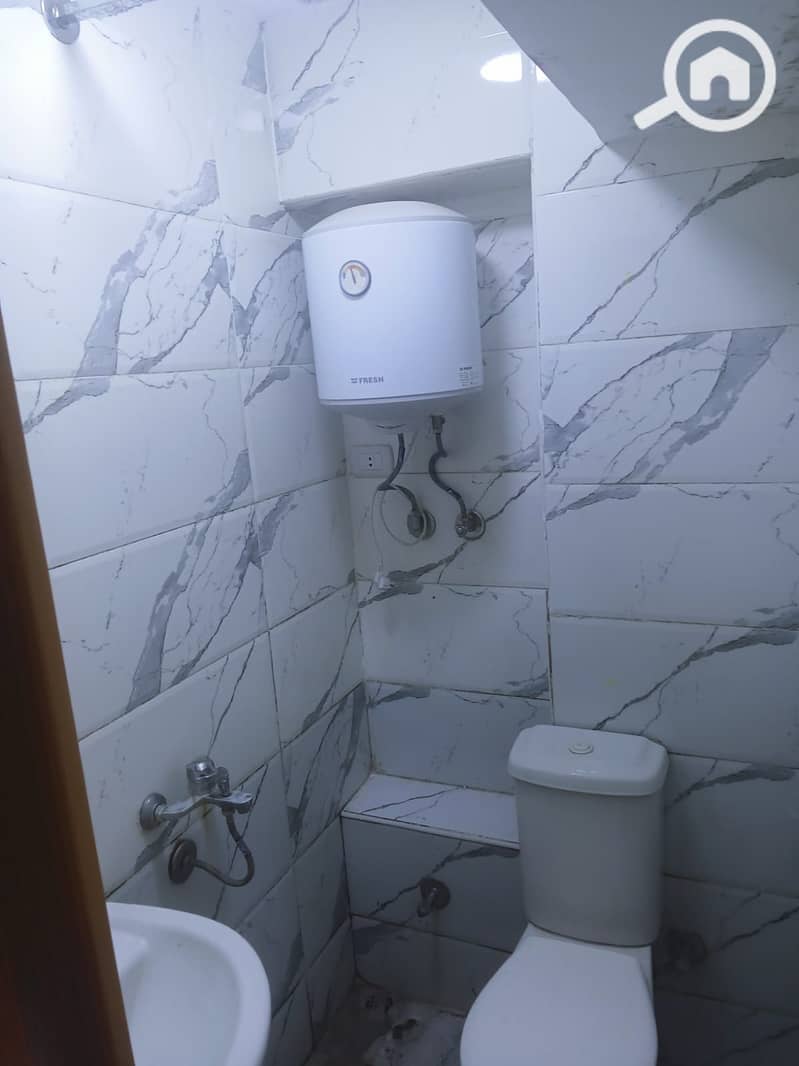 3 1000475241. jpg