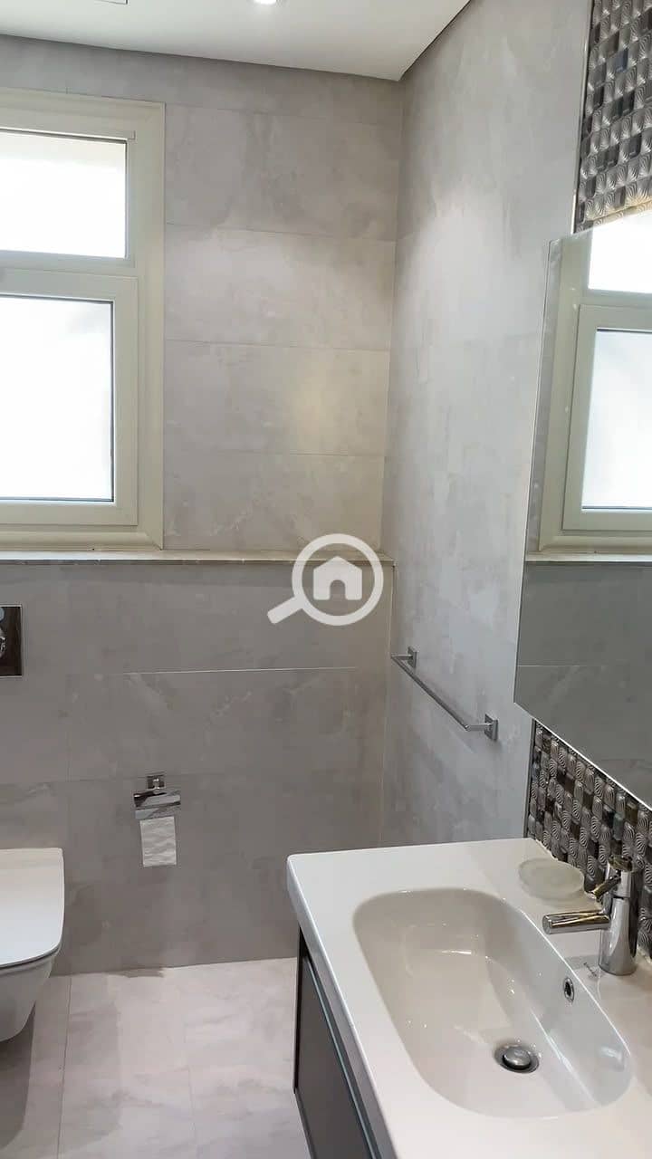 17 41387d33-274e-4ca9-8182-1b65a84db687. jpg