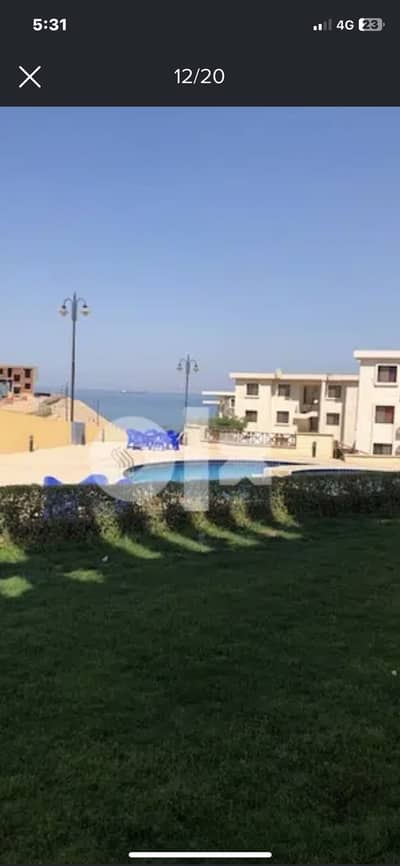 شاليه 2 غرفة نوم للايجار في العين السخنة، السويس - View to the pool and the in the sea شاليه 2 غرفة نوم للايجار في العين السخنة، السويس - View to the pool and the in the sea