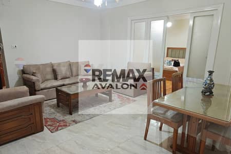 شقة 4 غرف نوم للايجار في الأزاريطة، الإسكندرية - 1. jpg