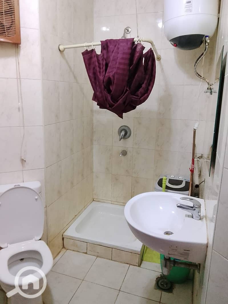 4 1000687658. jpg