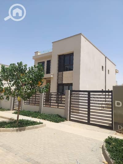 4 Bedroom Villa for Sale in New Cairo, Cairo - WhatsApp Image 2026-09-08 at 3.04. 53 PM (3). jpeg 4 Bedroom Villa for Sale in New Cairo, Cairo - WhatsApp Image 2026-09-08 at 3.04. 53 PM (3). jpeg