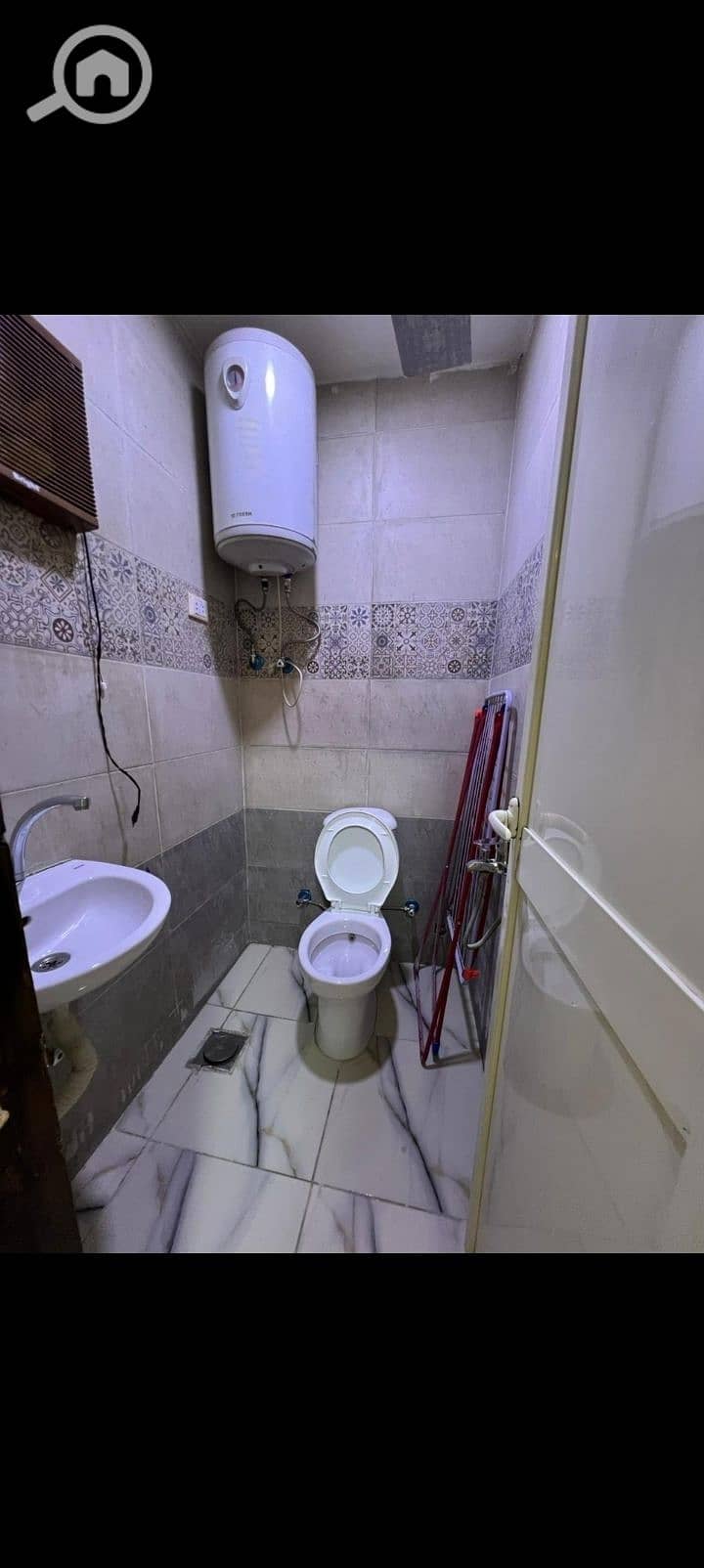 3 1000505598. jpg